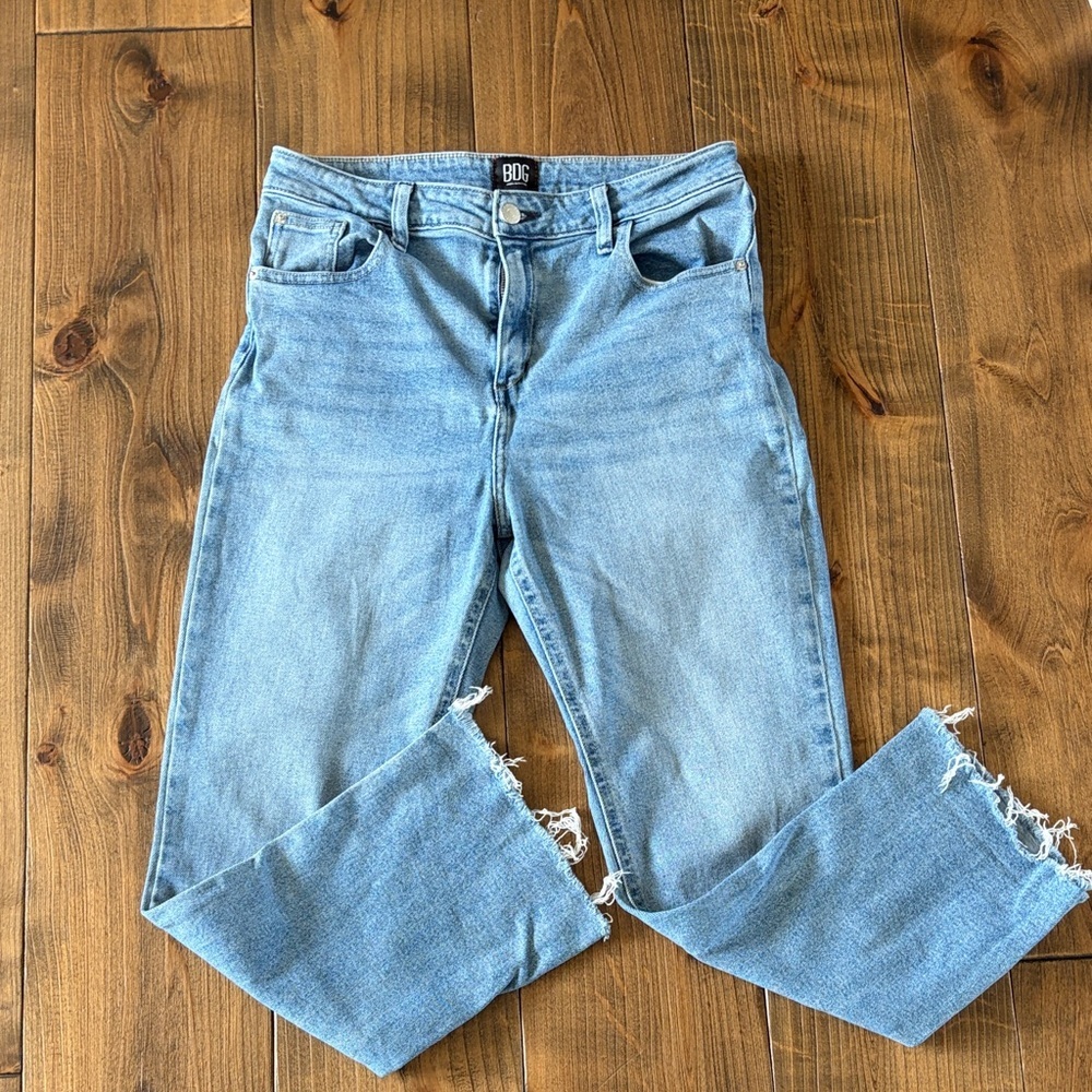 BDG Light Blue High-Rise Straight Crop Jeans